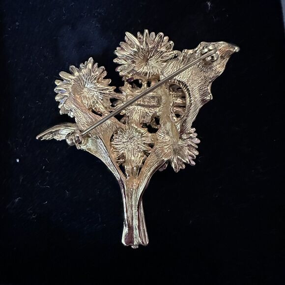 Signed Museum Of Fine Arts Enamel Floral Brooch Vintage EUC Red Blue Pink Yellow - Picture 3 of 4